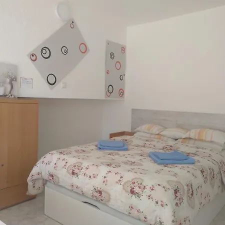 Beach Studio Near Port Aventura 아파트 *